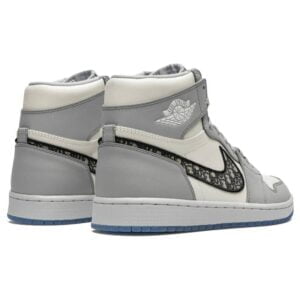 air-jordan-1-high-dior-cn8607-002_3-1.jpg